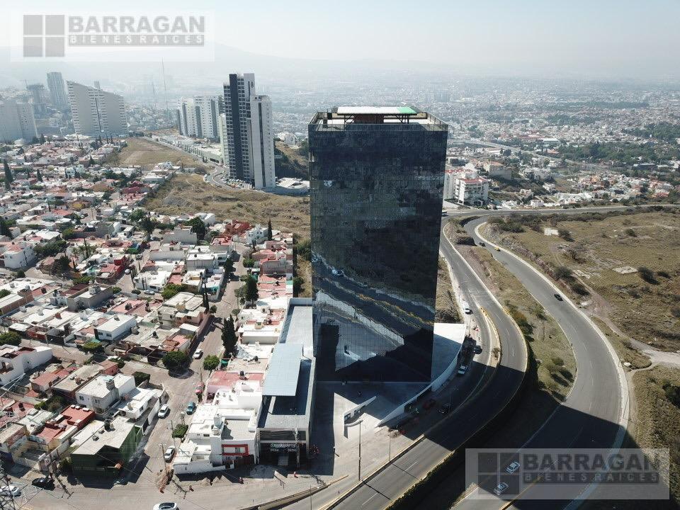 Venta de oficina en Zona Residencial, Edificio Titanium
