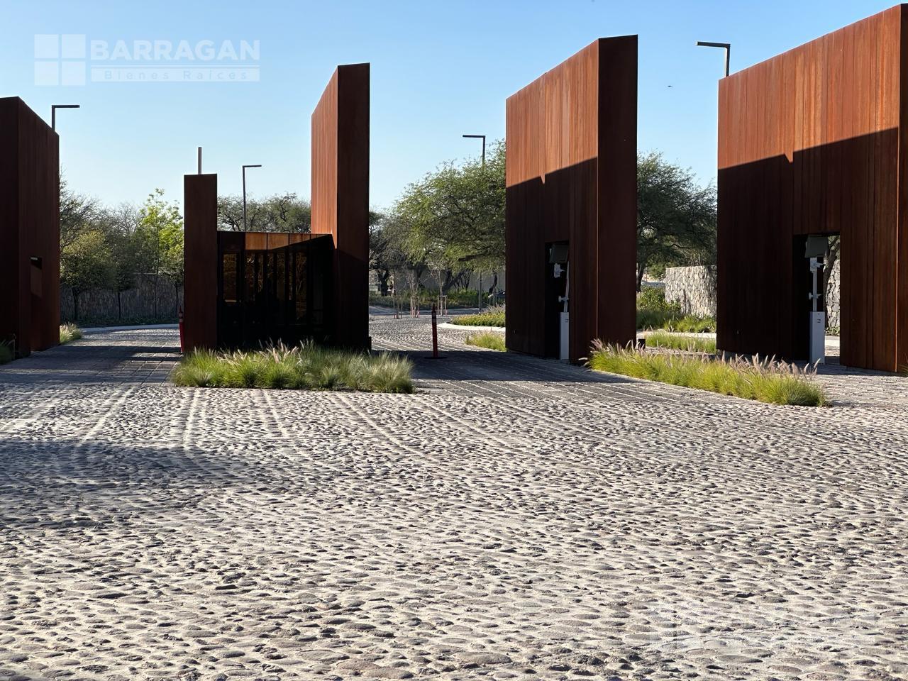 Terrenos en venta en Lomas del Campanario Norte, Condominio Lagos