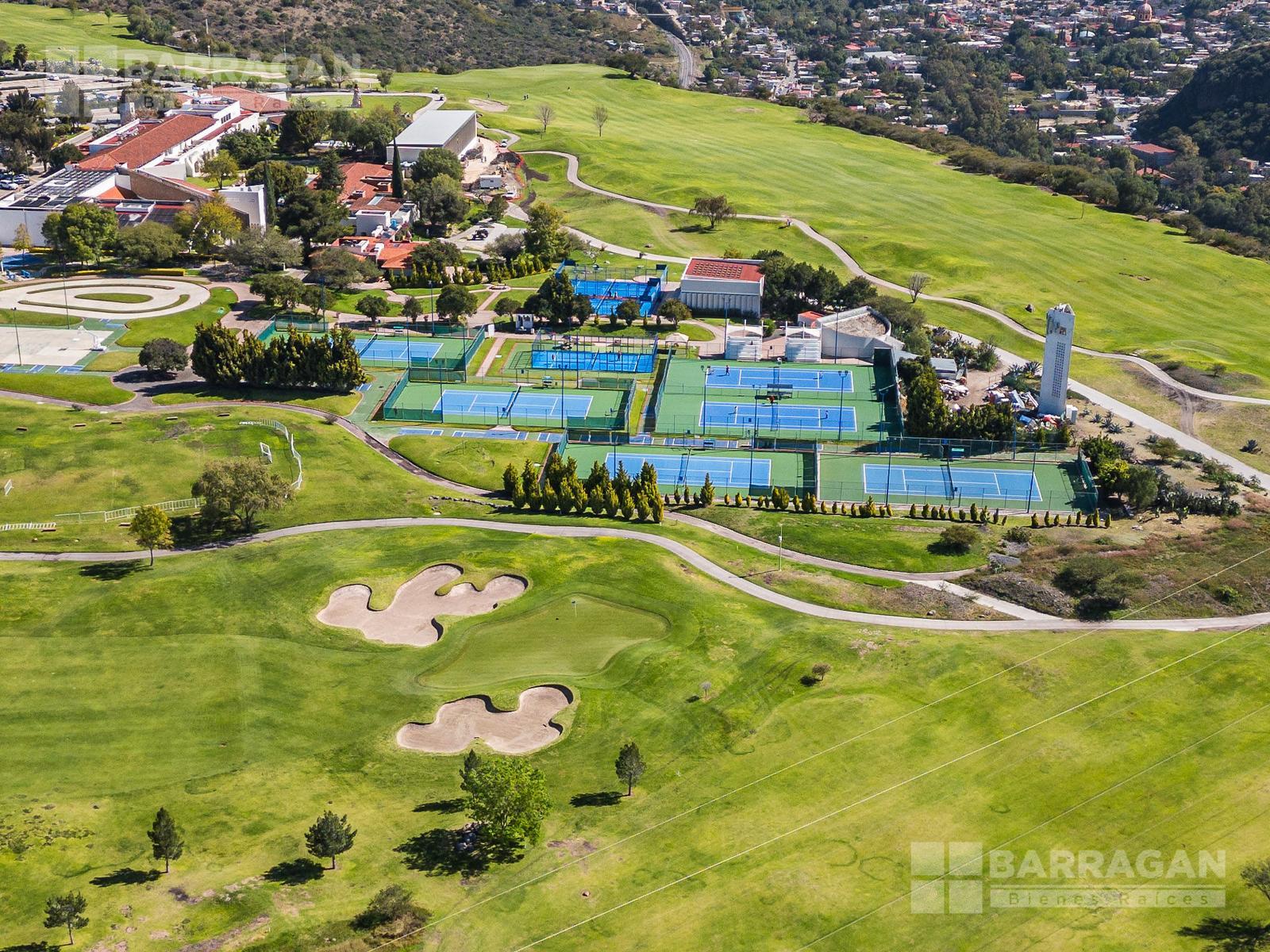 Terreno en venta en El Campanario