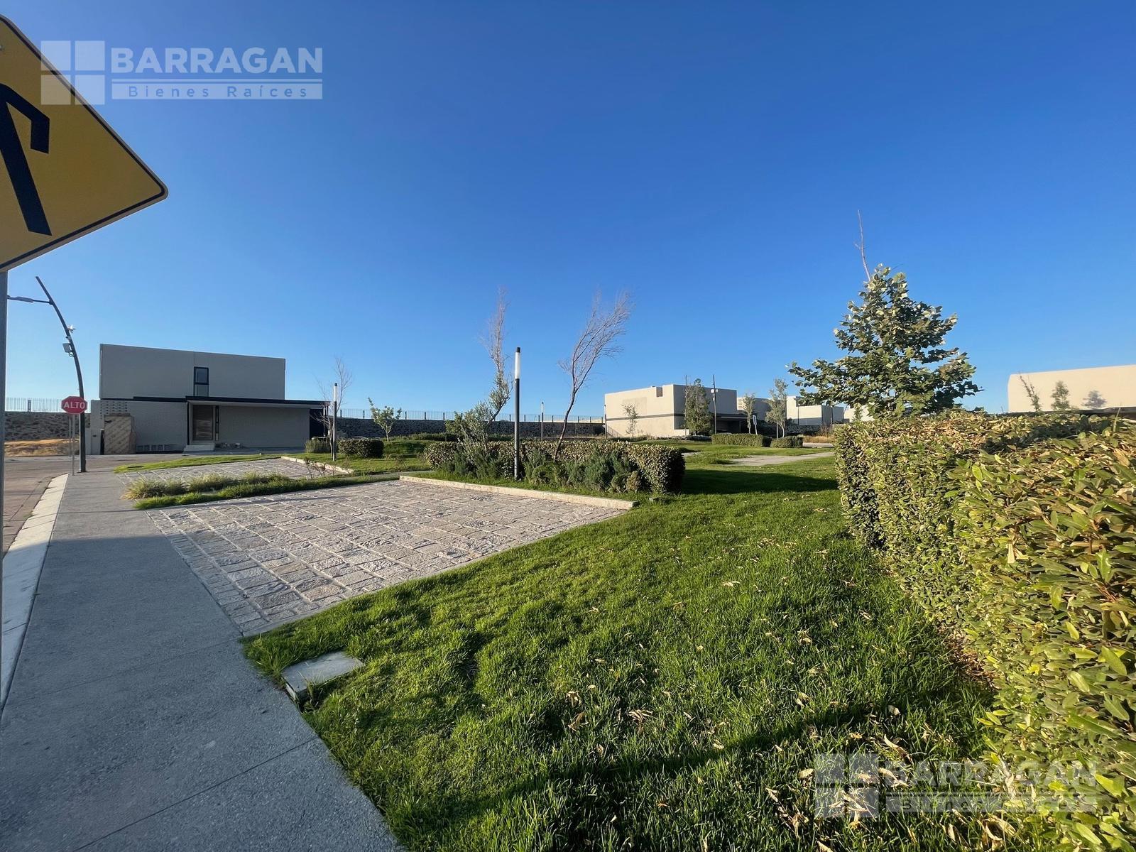 Terreno en venta en Lomas del Campanario Norte, Condominio San Felipe