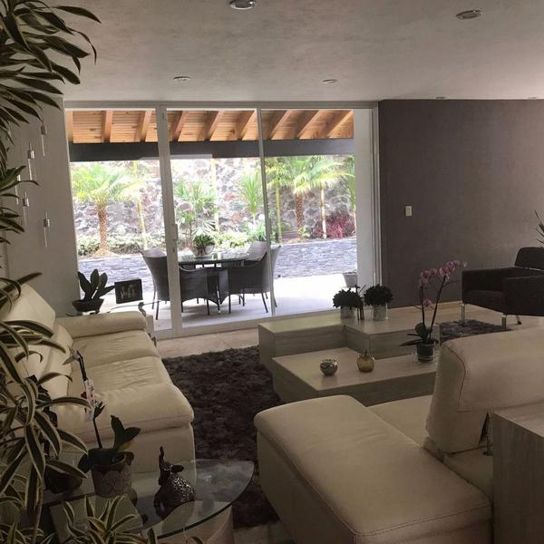 Casa en venta para inversionistas en Lomas del Campanario II