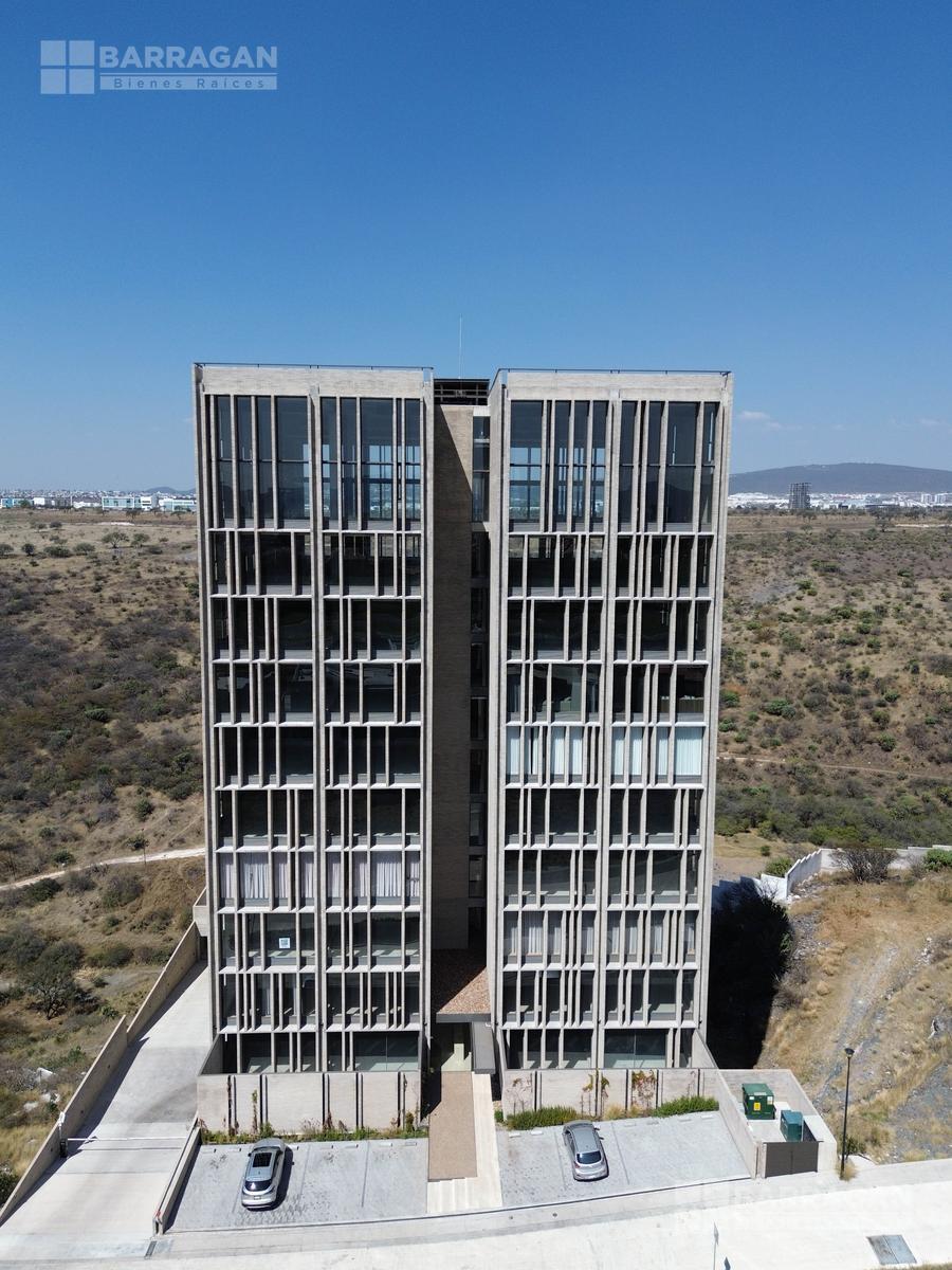 Departamento de lujo en 6to. piso con imponente arquitectura contemporánea en Real de Campanario