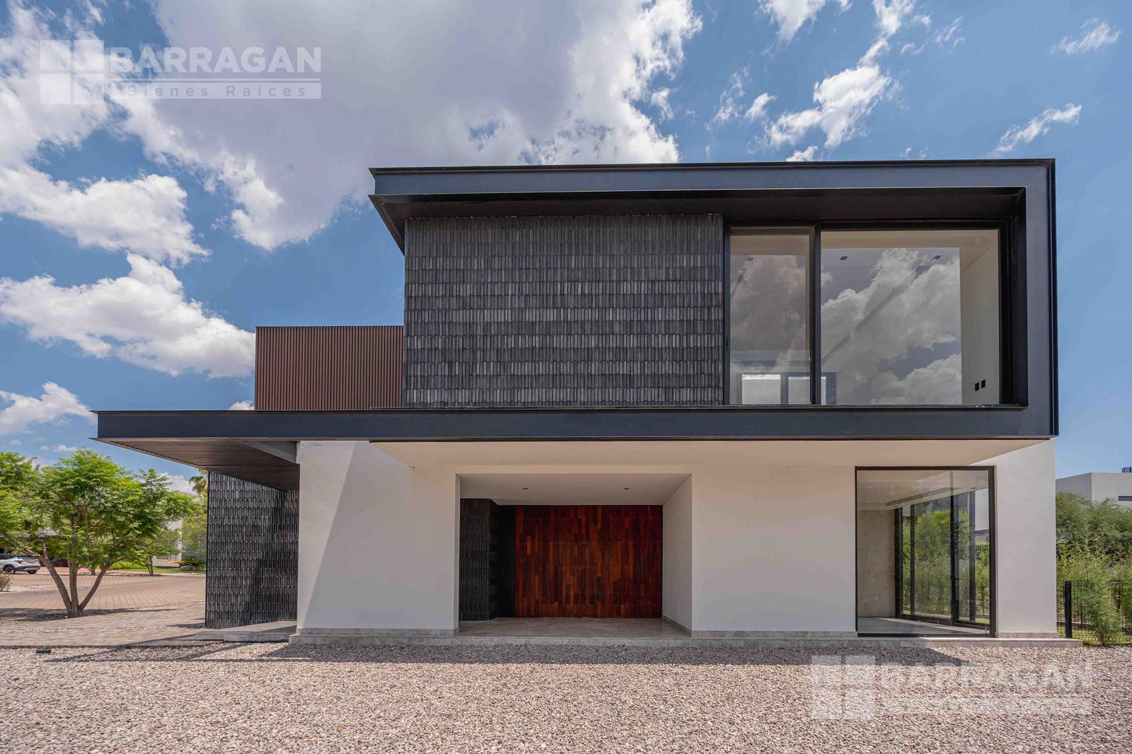Casa en venta en El Campanario