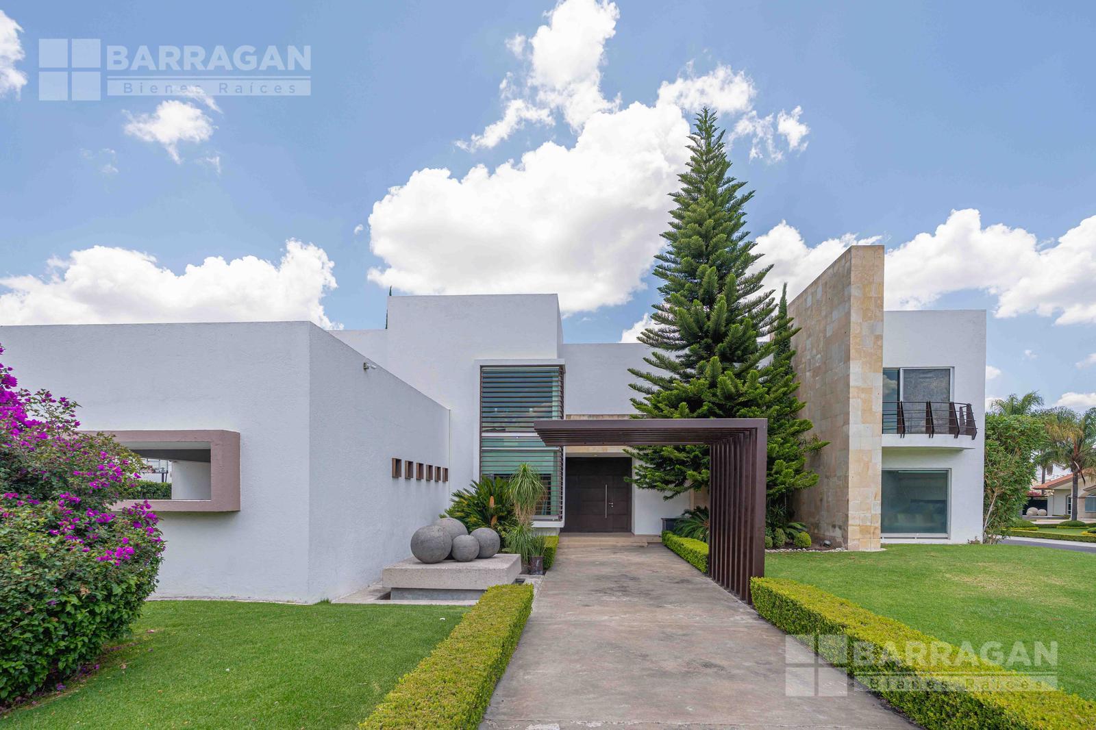 Casa en venta en El Campanario Oportunidad