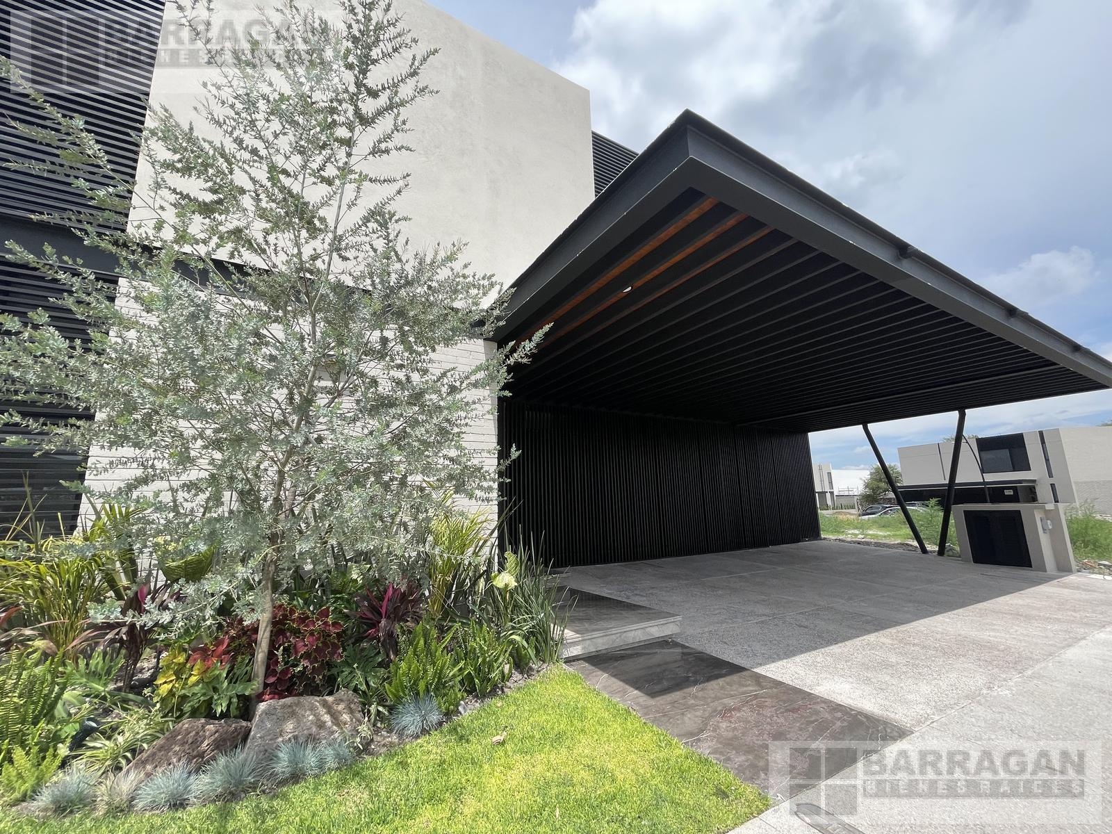 Casa en venta en Lomas Norte, condominio Santa Oliva