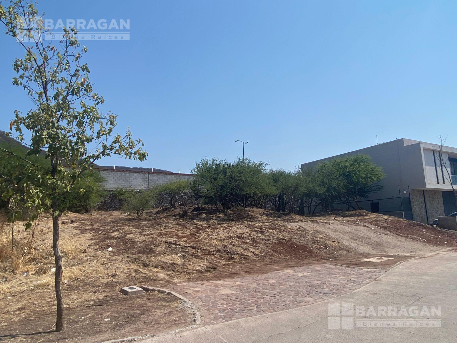 Terreno en venta en Altozano de 484 m2 Condominio Risco