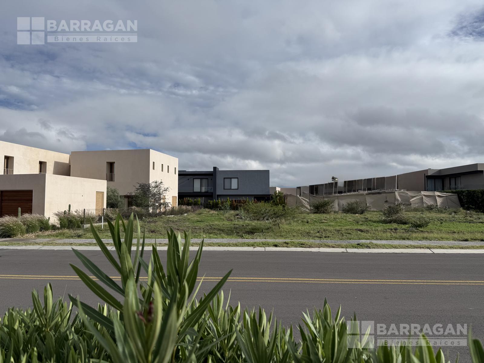 Terreno en venta en El Campanario