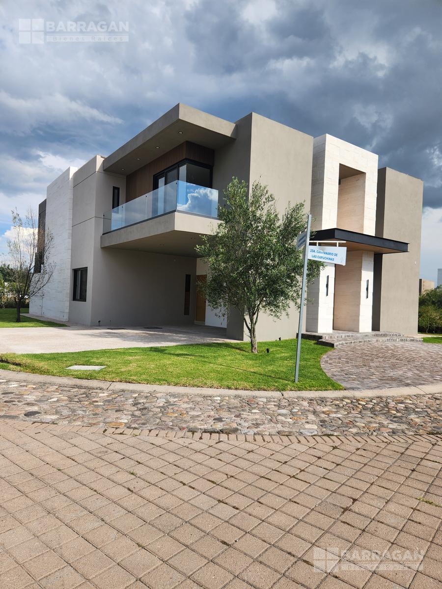 Casa en venta en El Campanario