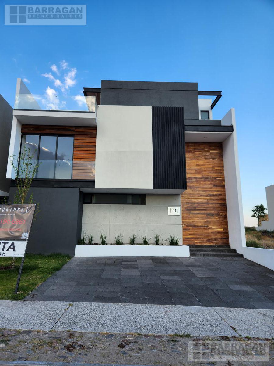 Casa en nueva moderna en Puerta la vista