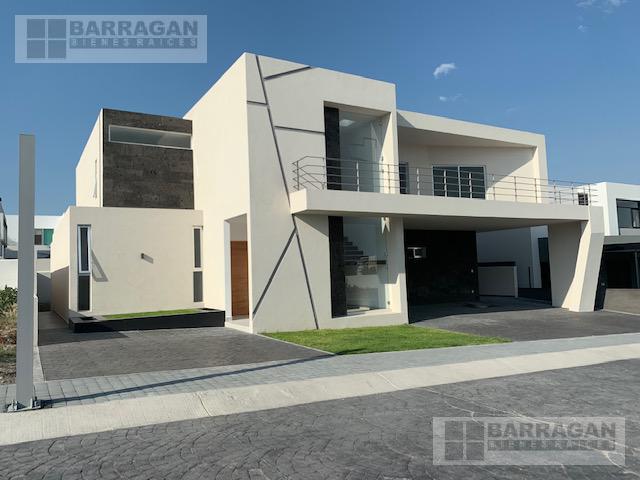 Casa en venta en Balcones de Juriquilla, condominio Miura