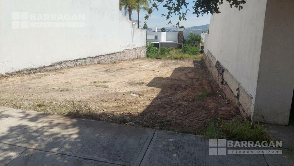 Terreno en venta en Cumbres del Lago