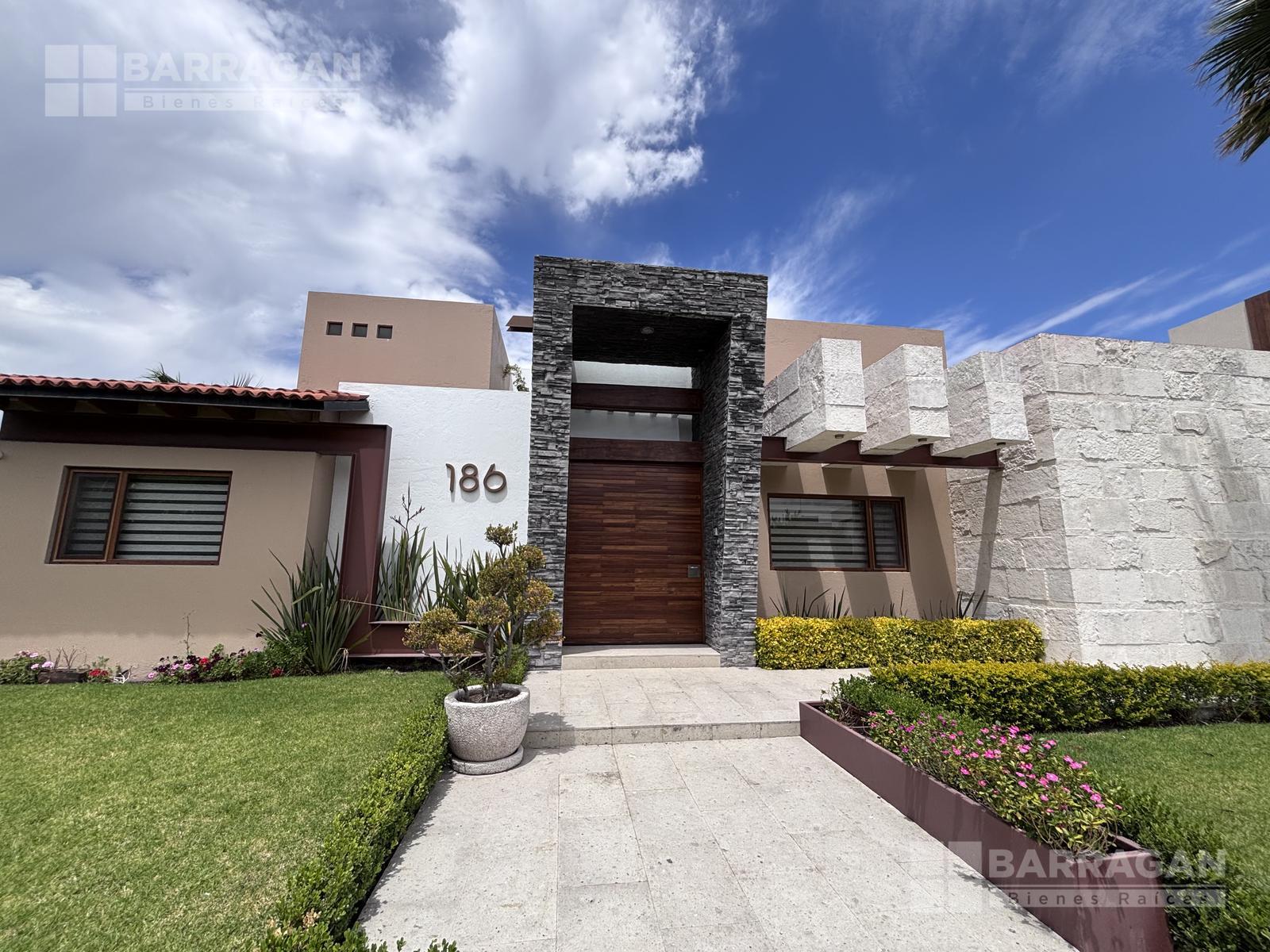 Casa en venta en El Campanario