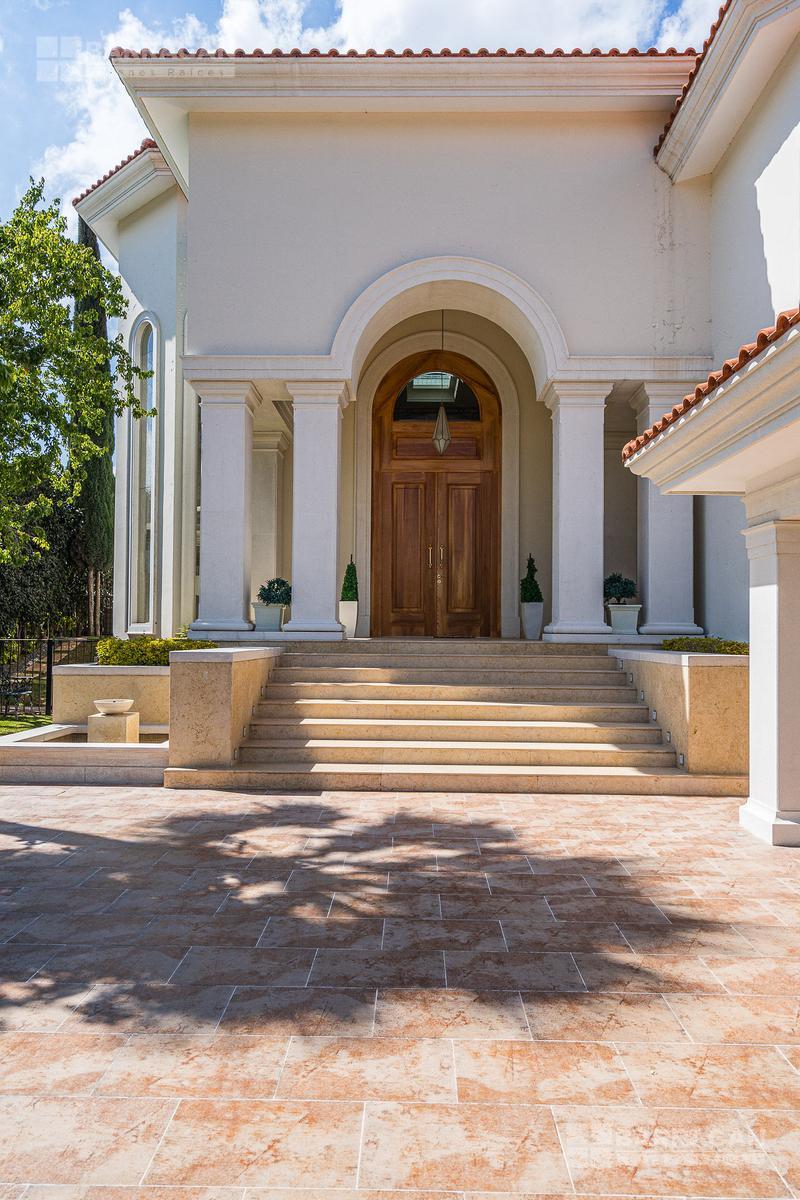 Casa en venta El Campanario con vista a campo de golf