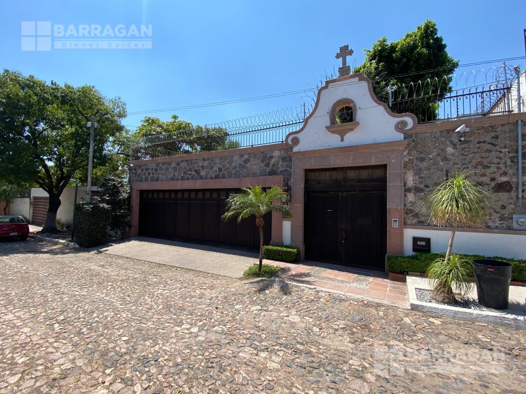 Casa en venta en Álamos 1ra. Sección, estilo Hacienda