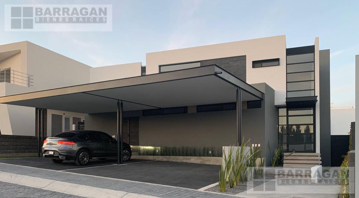 Casa en venta Balcones de Juriquilla, condominio Miura para inversionistas